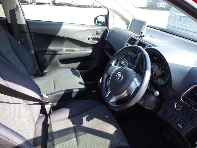 2011 Toyota Ractis G